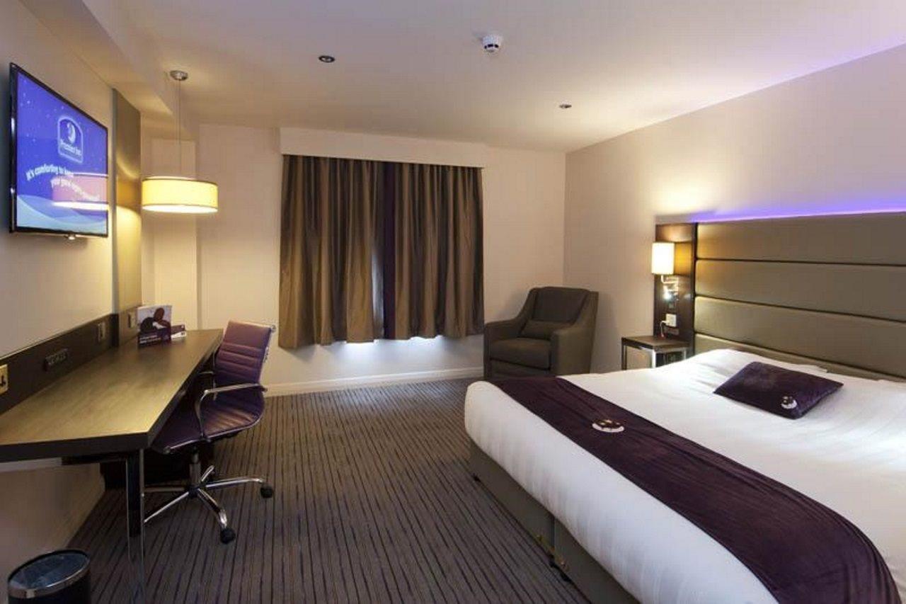 Premier Inn Worcester City Centre Exterior photo